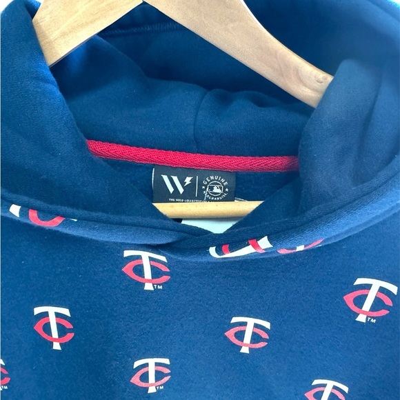 The Wild Collective Minnesota Twins TC Logo Print Hoodie Size L - Picture 2 of 5